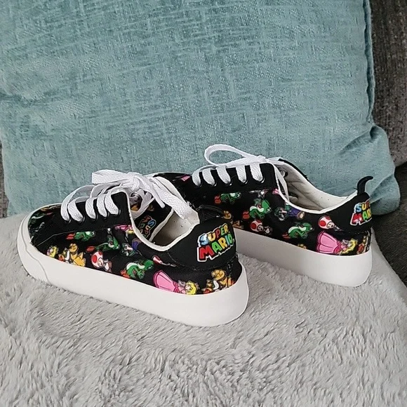 Ground Up Official Nintendo Super Mario Shoes - Picture 12 of 15